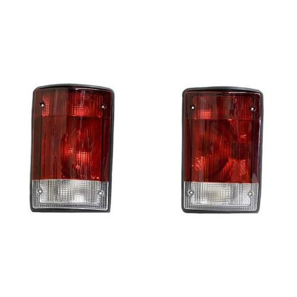 PAIR OF FORD TRANSIT CUSTOM REAR LIGHT LENS BULB HOLDERS RIGHT LEFT 2012 ON LAMP